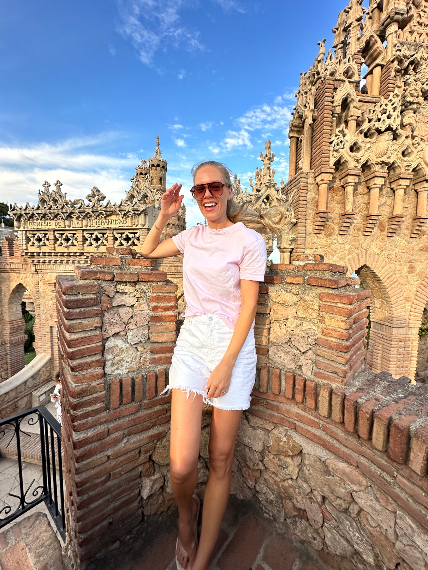 Susan Hobbelin at Castillo Colomares